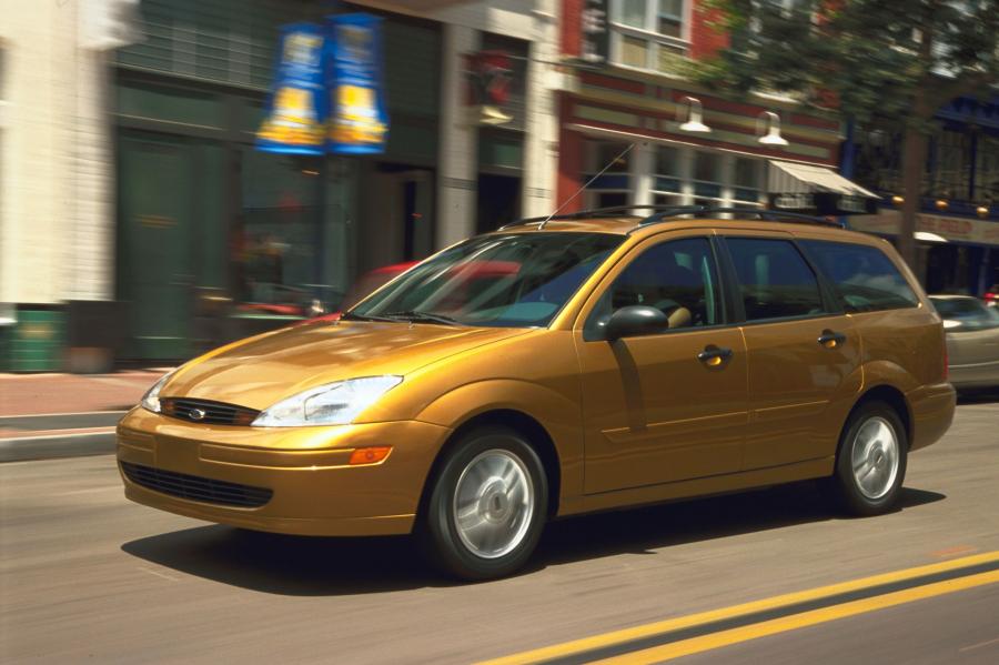  Ford Focus Wagon 1999 года  (фото 54 из 75)
